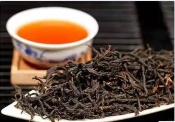 Schwarzer Tee von Shan Xiaochong 80g, Konserven aus Geschenkkästchen, Tee von Wuyi Shan Xiaochong, Lianyun Teefabrik, Großhandel