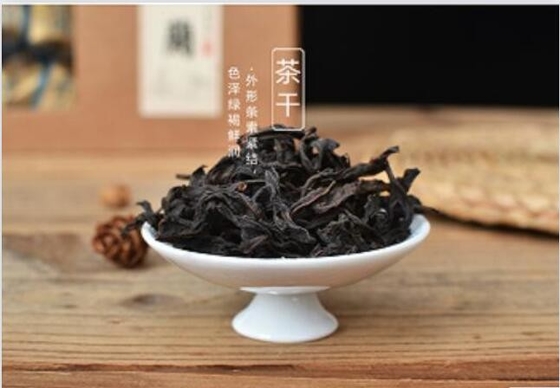 2022 Neuer Teekopf Frühling Wuyi Berg schwarzer Tee Zhengshan kleine Blüten fruchtigen Hochgebirg Wildtee Tongmu Guan SAN t