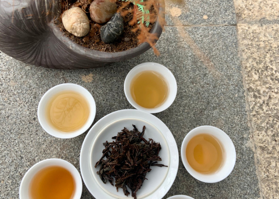Junmei Souchong schwarzer Tee 18 Monate Garantie